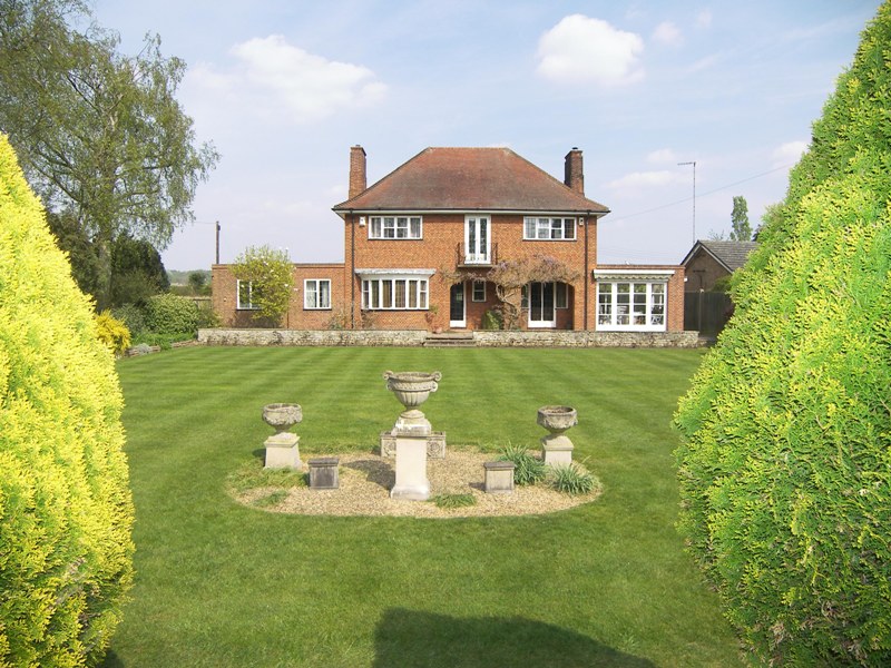 Cumnor Road, Boars Hill, Wootton. Oxford